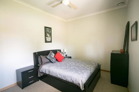 Grace Cottage - Mackay Tourism 4