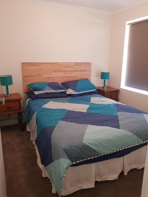 Towncrackers Guest House - Mackay Tourism 1