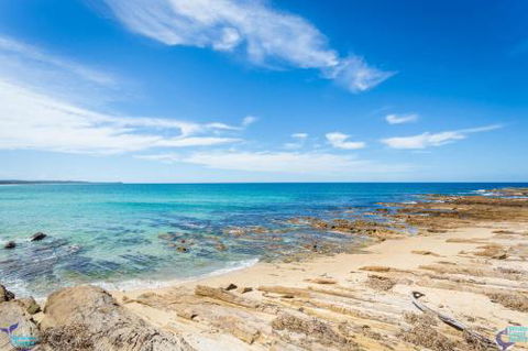 22 Dulling Street Beach House - Mackay Tourism 1
