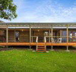 98 Ocean Parade Rustic Log Cabin - Mackay Tourism