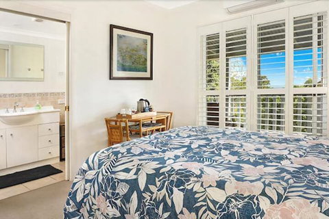 Avocado Grove B & B - Mackay Tourism 6