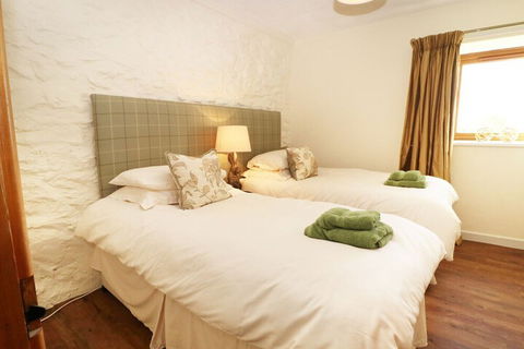 Ibis Styles Port Stephens Salamander Shores - Mackay Tourism 1