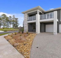 Bunya by The Sea - Mackay Tourism
