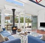 The Boathouse comfortable beachfront home - Mackay Tourism