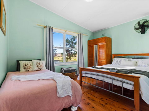 Between 2 Beaches Comfortable Private Sanctuary - Mackay Tourism 6