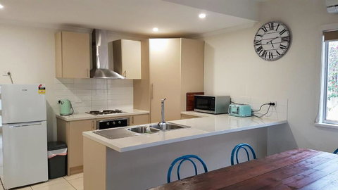 Homely Getaways Eighth Street Mildura - Mackay Tourism 3