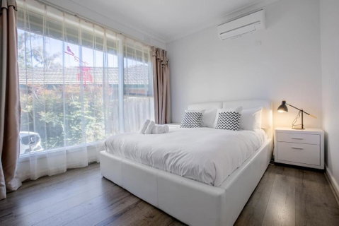 Alice Wonderland In 4 Beds House - Mackay Tourism 5
