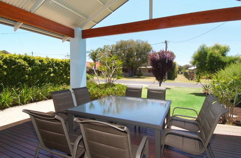 Quiet Cottage - Mackay Tourism 2