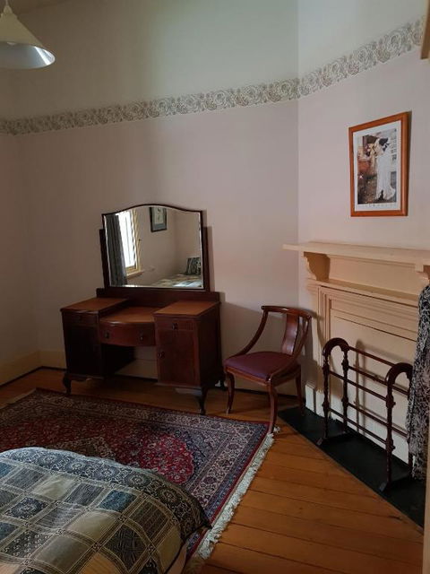Holmhurst Guest House - Mackay Tourism 6