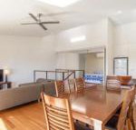 Unit 5 Rainbow Surf Modern double storey townhouse with large shared pool close to beach  shop - Mackay Tourism