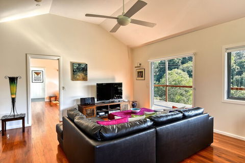 Afterglow Cottages - Mackay Tourism 4