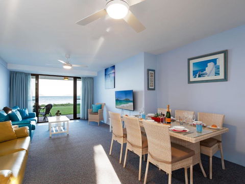 4 Harbourside 3 7 Soldiers Point Road Ground Floor On The Waterfront - Mackay Tourism 3