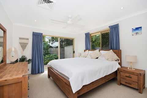 Kailani Beach House - Mackay Tourism 3