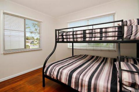 Kennedy Pde 11 Golden Beach - Mackay Tourism 5