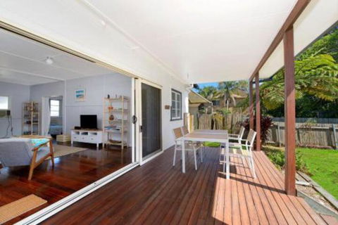 Herbs Hideaway 11 Belmore Street - Mackay Tourism 0