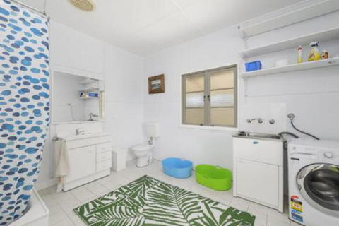 Herbs Hideaway 11 Belmore Street - Mackay Tourism 6