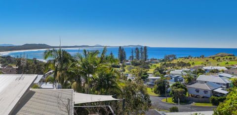 Whitecaps 26 East Street - Mackay Tourism 6