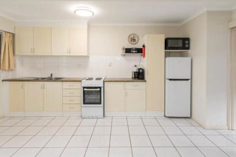 Comfy & Cosy Ground Floor Unit - Mackay Tourism 3