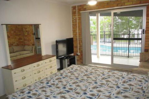Holiday In Style Hervey Bay - Mackay Tourism 5