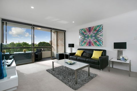 Newly Renovate Immaculate Cremorne One Bedroom Apartment CREM4 - Mackay Tourism 6