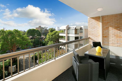 Newly Renovate Immaculate Cremorne One Bedroom Apartment CREM4 - Mackay Tourism 4