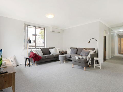 37 Mort Avenue - Mackay Tourism 1