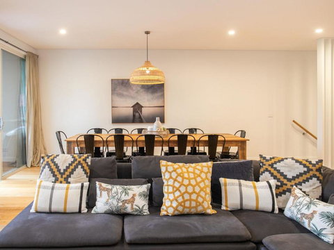 Pandanas Apartments 15A Mollymook Beach - Mackay Tourism 2