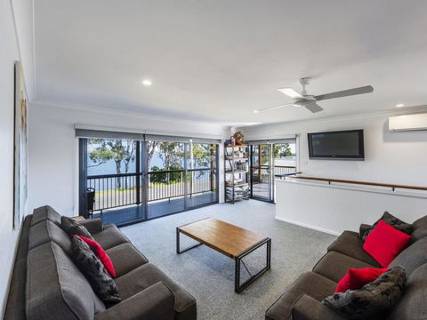 Iluka Lights - Mackay Tourism 5
