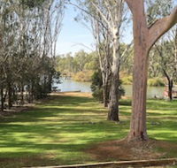 Water's Edge Bundalong - Mackay Tourism