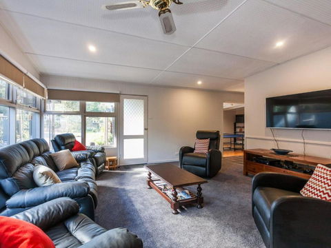 OCEANS 12 ANGLESEA - Mackay Tourism 6
