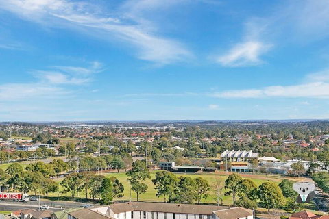 SouthWest LIVERPOOL Amazing View 2Bed APT NLP100A - Mackay Tourism 5