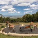 Captains Lookout Elevated Ocean Views Rural Stay - Mackay Tourism 0