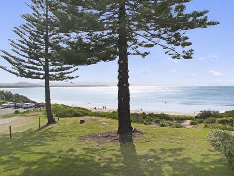 Dolphin Breeze Fully Fenced & Pet Friendly - Mackay Tourism 6