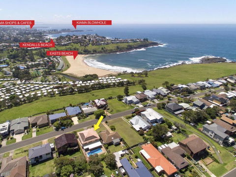 Emerald Coastal Walk Swimming Pool Pet Friendly - Mackay Tourism 2