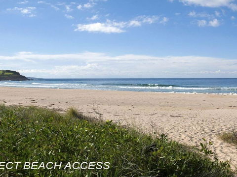 Isthmus On Jones Beach - Mackay Tourism 5