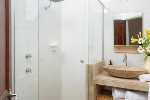 Ocean Mist Cottage Across From Pet Friendly Beach - Mackay Tourism 3