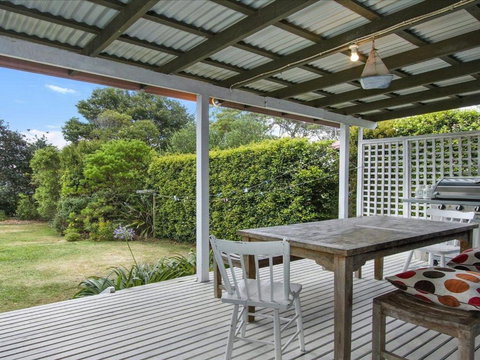 Seahorse Beach Just 550m From House - Mackay Tourism 5