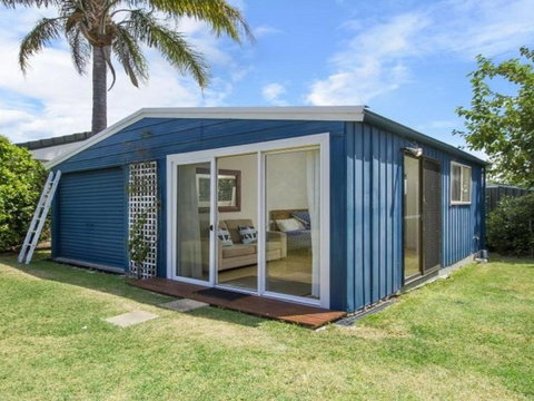 Seahorse Beach Just 550m From House - Mackay Tourism 2