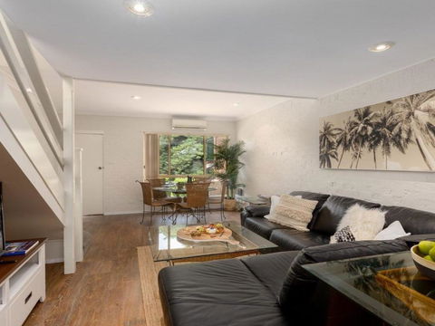 Tehidy Townhouse Translation A Place Of Retreat - Mackay Tourism 6