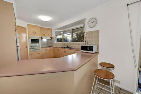 Perfect Getaway Hervey Bay - Mackay Tourism 3