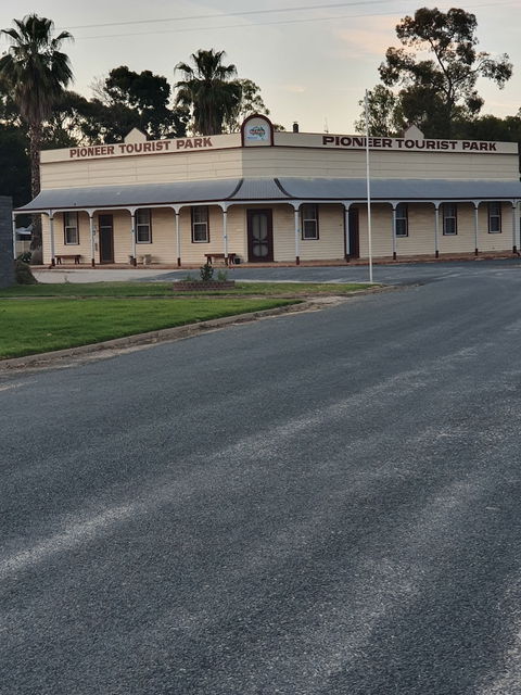 Deniliquin Pioneer Tourist Park - Mackay Tourism 3