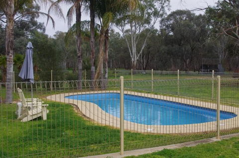 Deniliquin Pioneer Tourist Park - Mackay Tourism 4