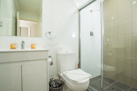 Peaceful 2kingbed Rootyhill Townhouse Near Station - Mackay Tourism 6