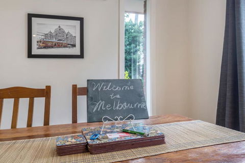 ?Spacious Bungalow?5min Walk To Station?5min To Box Hill?WiFi?Parking - Mackay Tourism 6