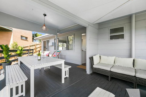 Surfs Up Peregian Beach - Mackay Tourism 4