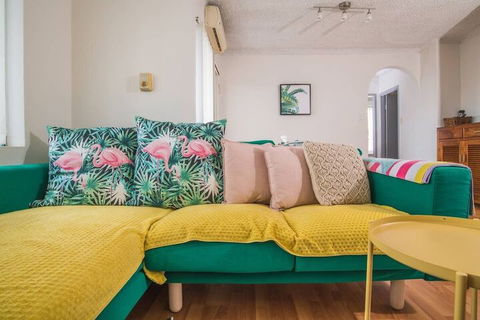 Simple Comfort! 2bed1bath Unit In Meadowbank - Mackay Tourism 5