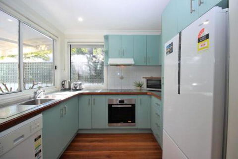 MAGIC BEACH HOUSE PET FRIENDLY - Mackay Tourism 4