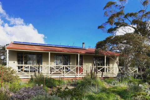 Windmill Cottage - Mackay Tourism 0