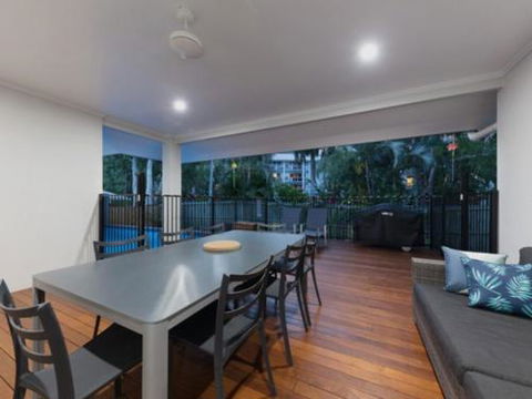 CANOPY HOUSE At PALM COVE - Mackay Tourism 5