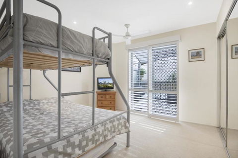 Breakwater Views Apartments - Mackay Tourism 1